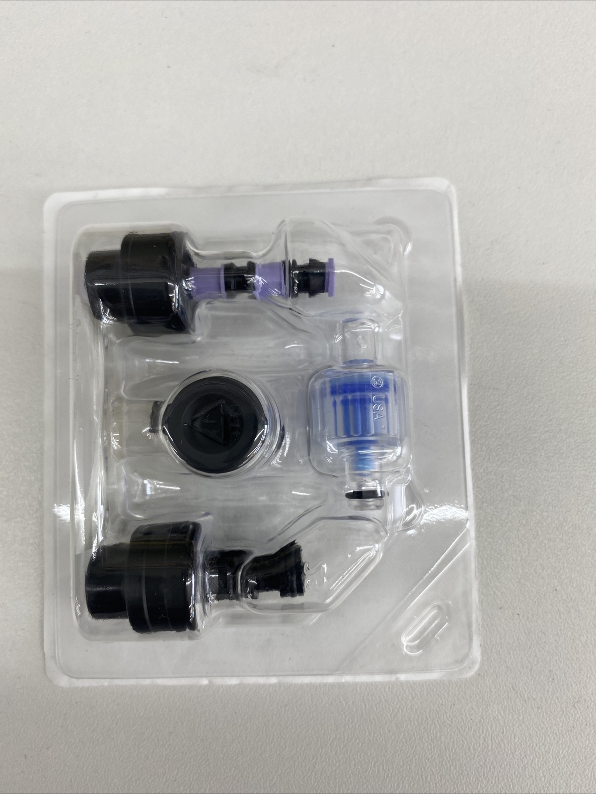 Box of 50 New DEFENDO™ Single-Use Valve and Connector Kit Ref 100315