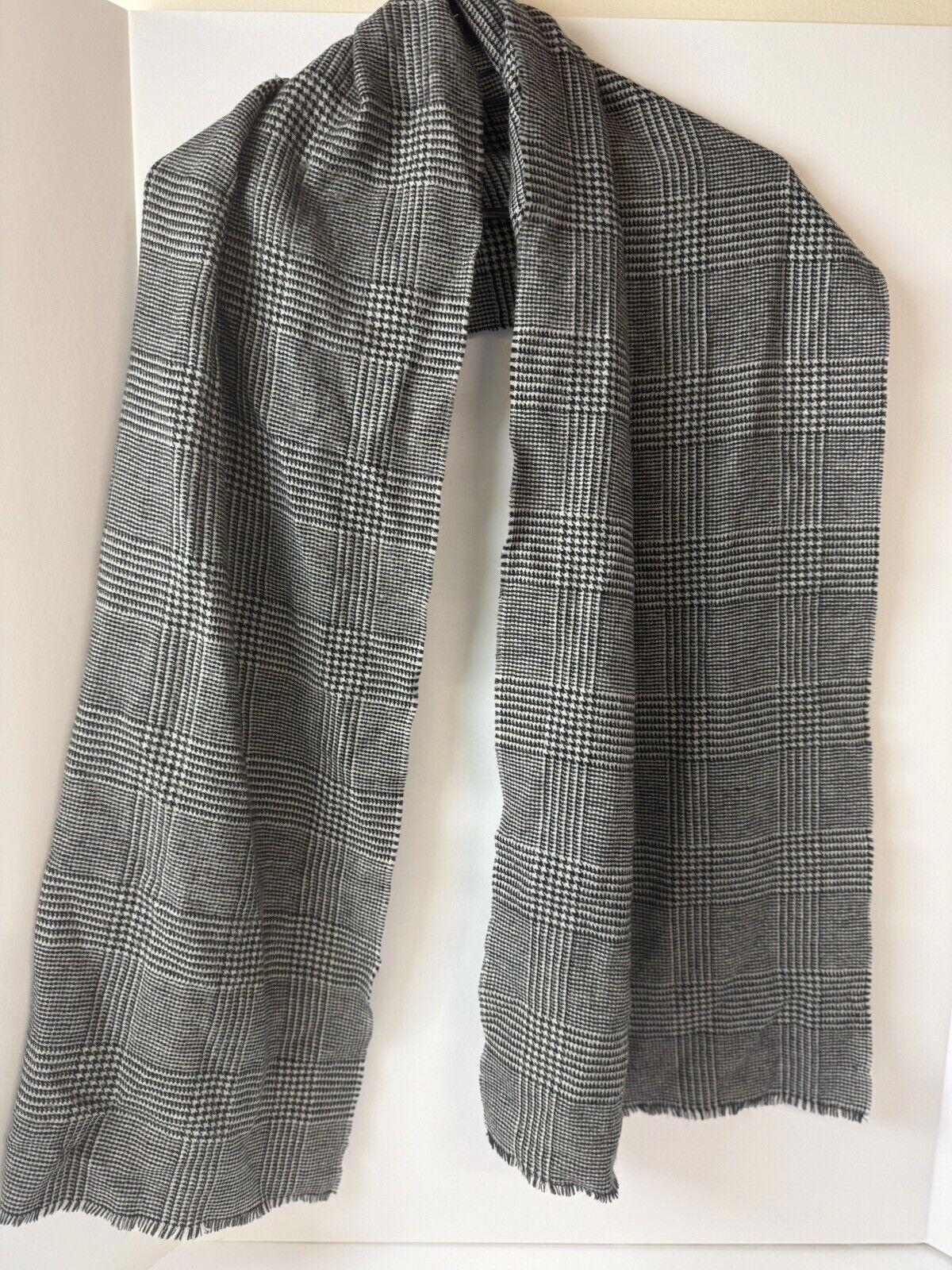 CULTI HABITS 100% Wool Scarf  Black White  Color SZ 68”x17” Unisex Made In Italy