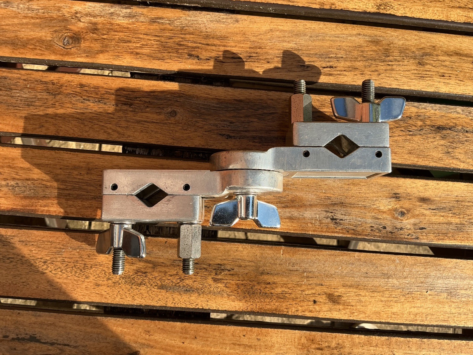 Mapex AC904 Center-Ratchet Adjustable Multi-Purpose Clamp - Silver.
