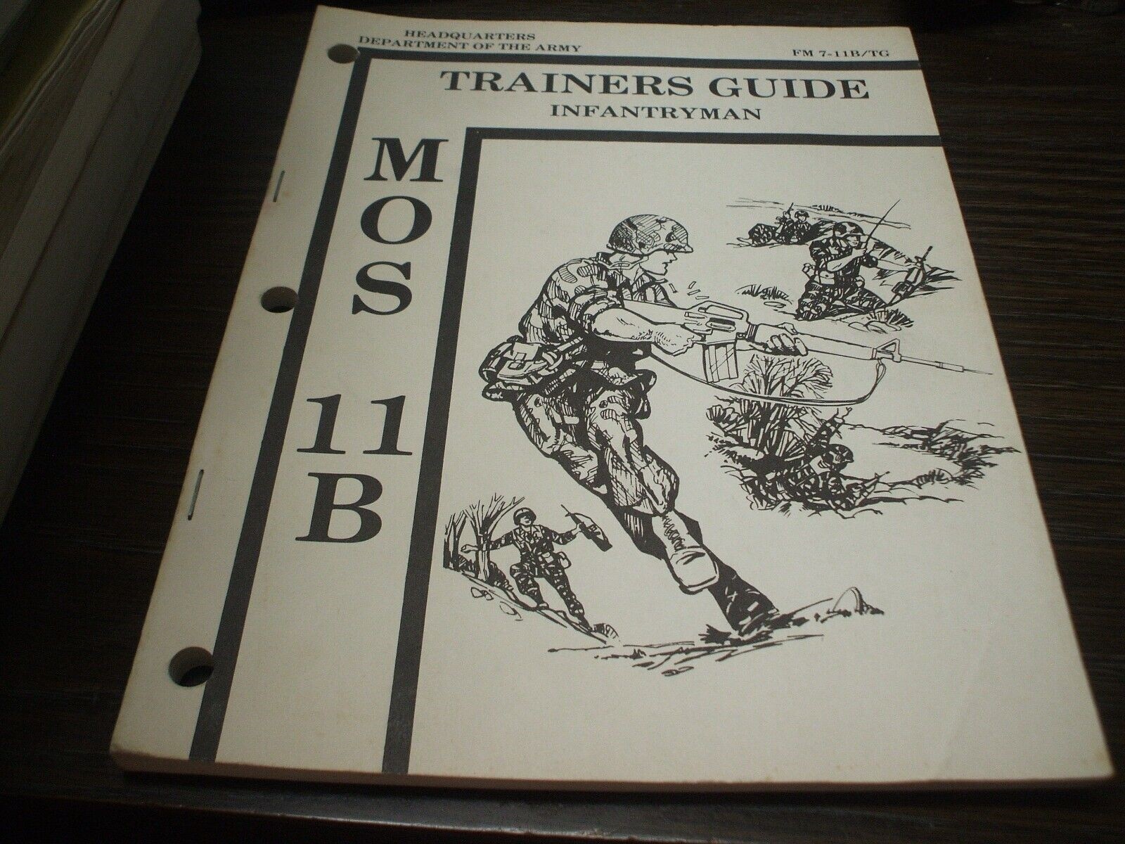MOS 11B INFANTRYMAN TRAINERS GUIDE Manual - FM 7-11B/TG - September 1982