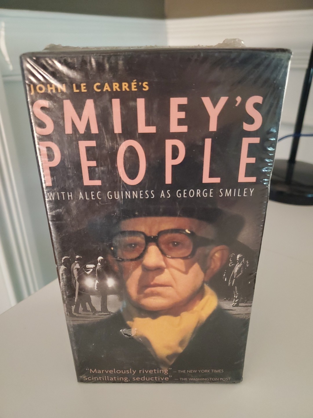 John Le Carre's Smiley's People (VHS, 3 Tape Set, 2004) New Sealed Alec Guinness