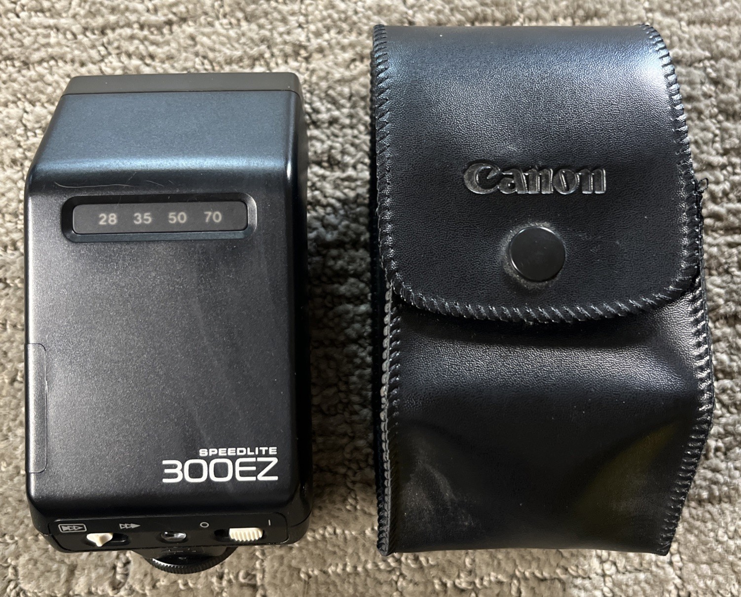 Canon Speedlite 300EZ Shoe Mount Flash In Good Condition With Case