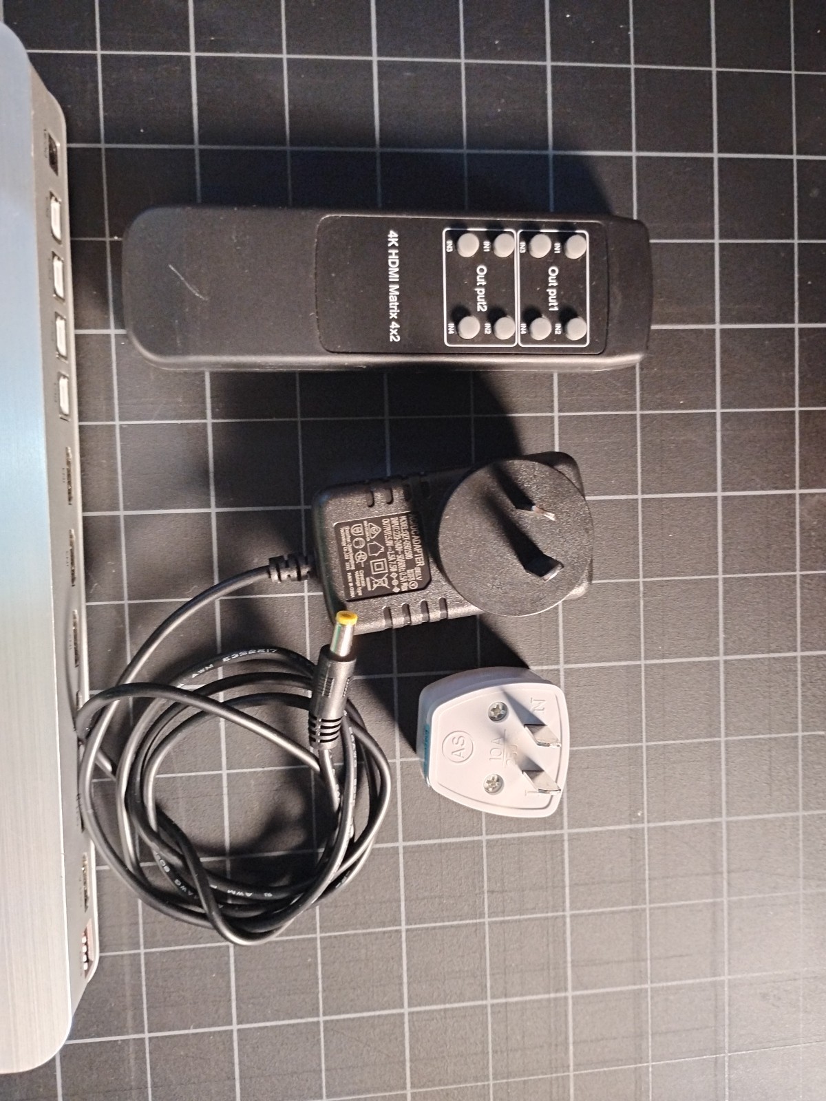HDMI 4 X 2 KVM Matrix Box With Remote