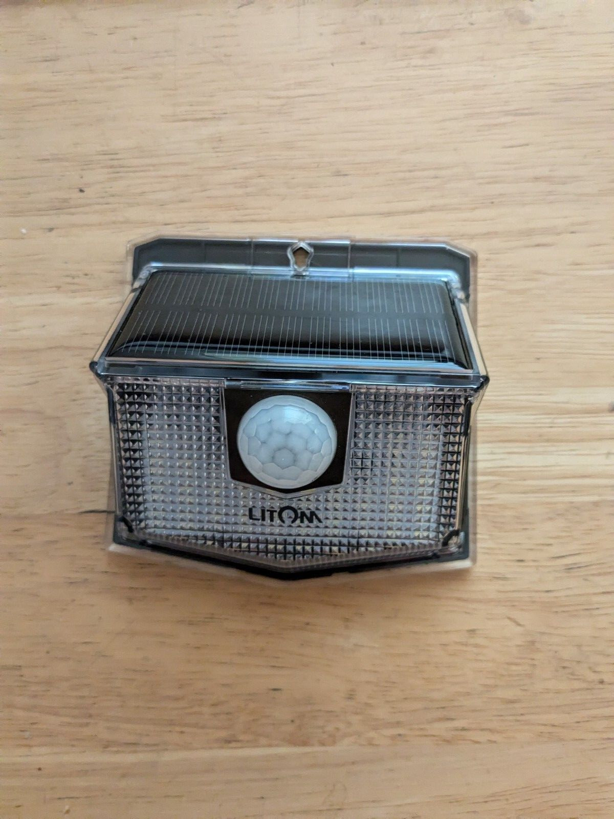 Litom 60 or 100 LED Solar Motion Sensor Light  WL-DS60 WL-ES100 FS-CS01