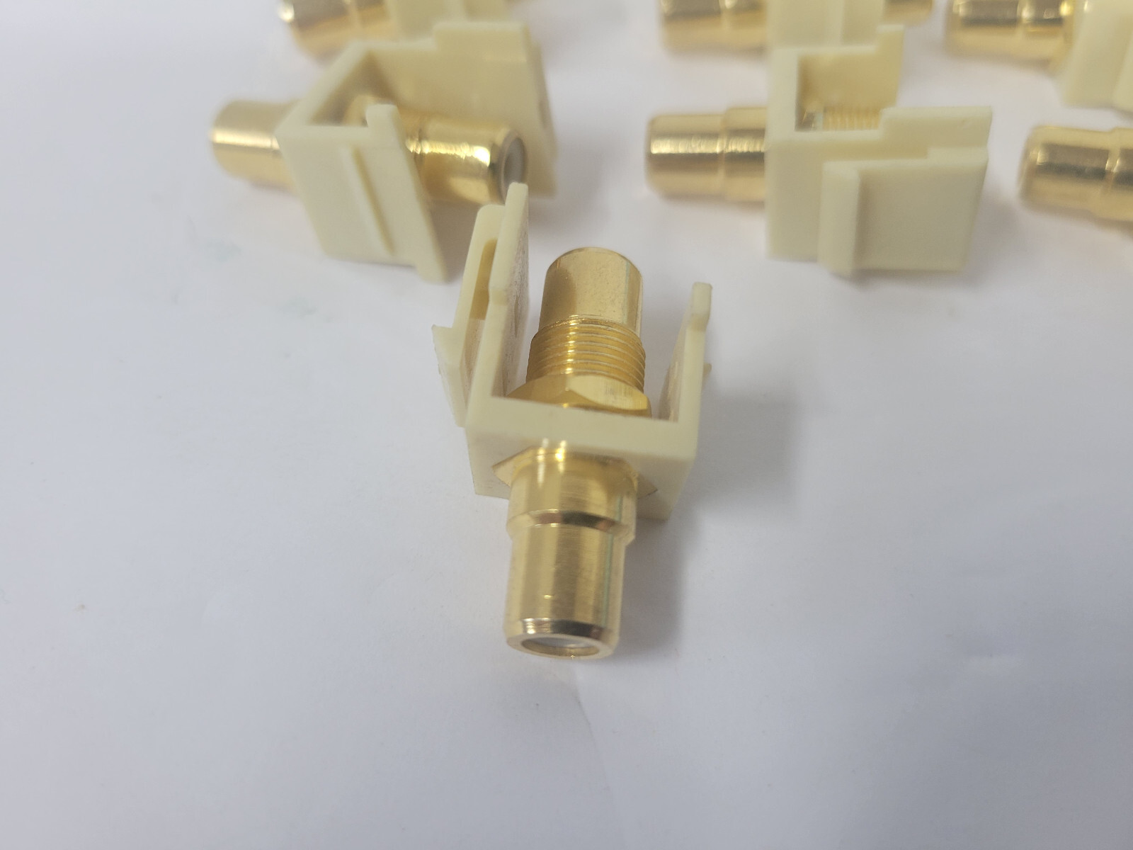 10 Pcs RCA Keystone Jack Coupler Audio Video Snap In Insert White Center (Ivory)