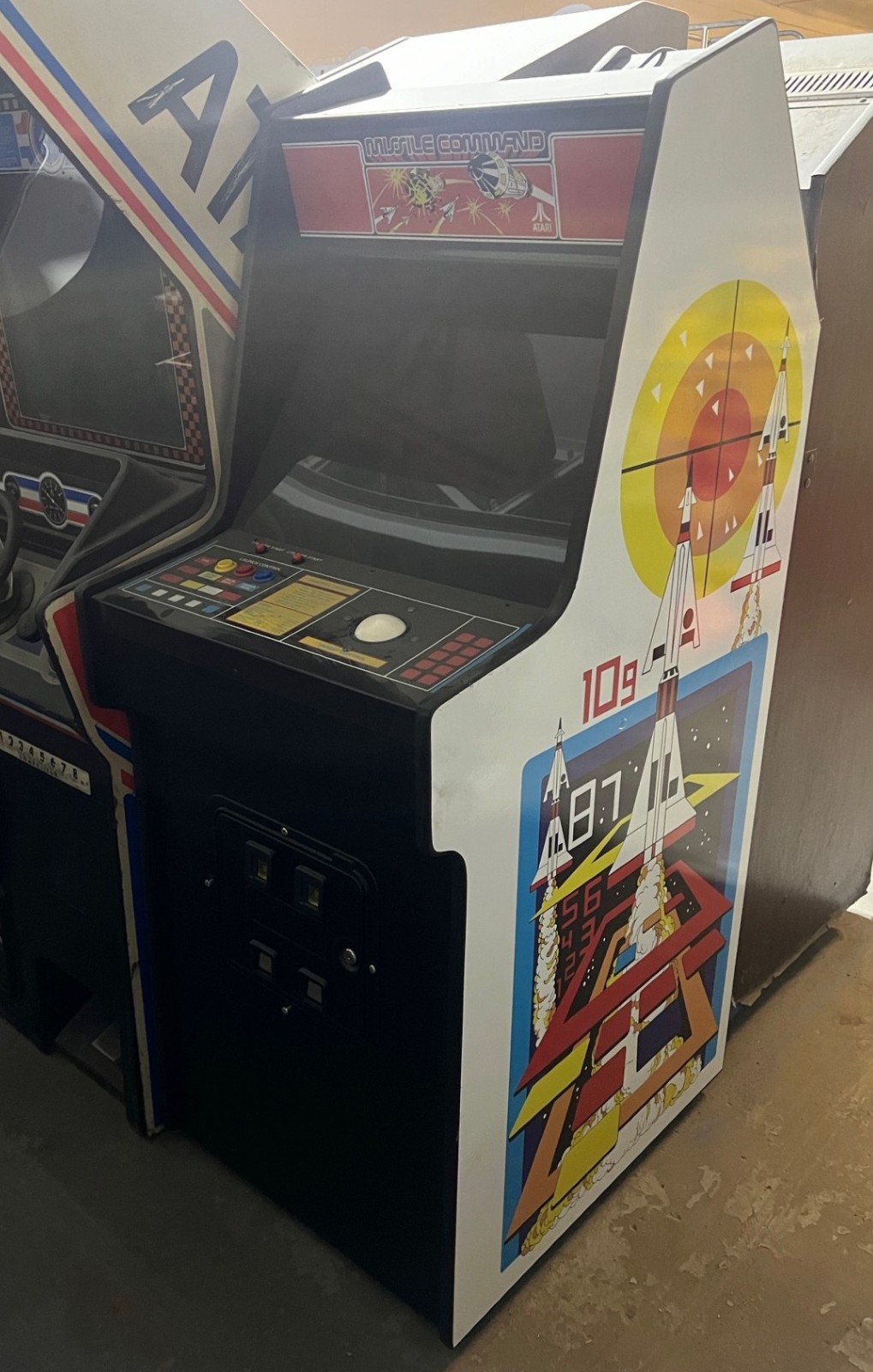 MISSILE COMMAND ARCADE MACHINE 1980 by ATARI (Excellent Condition) *RARE*
