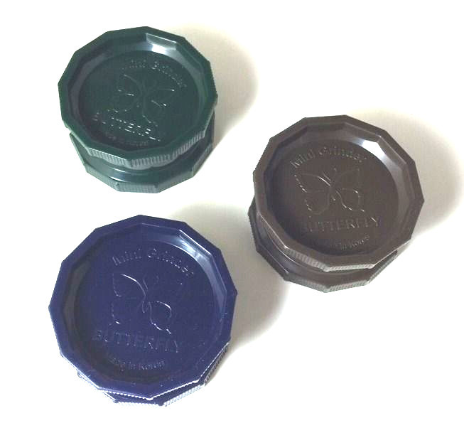 8 Plastic Butterfly Grinders