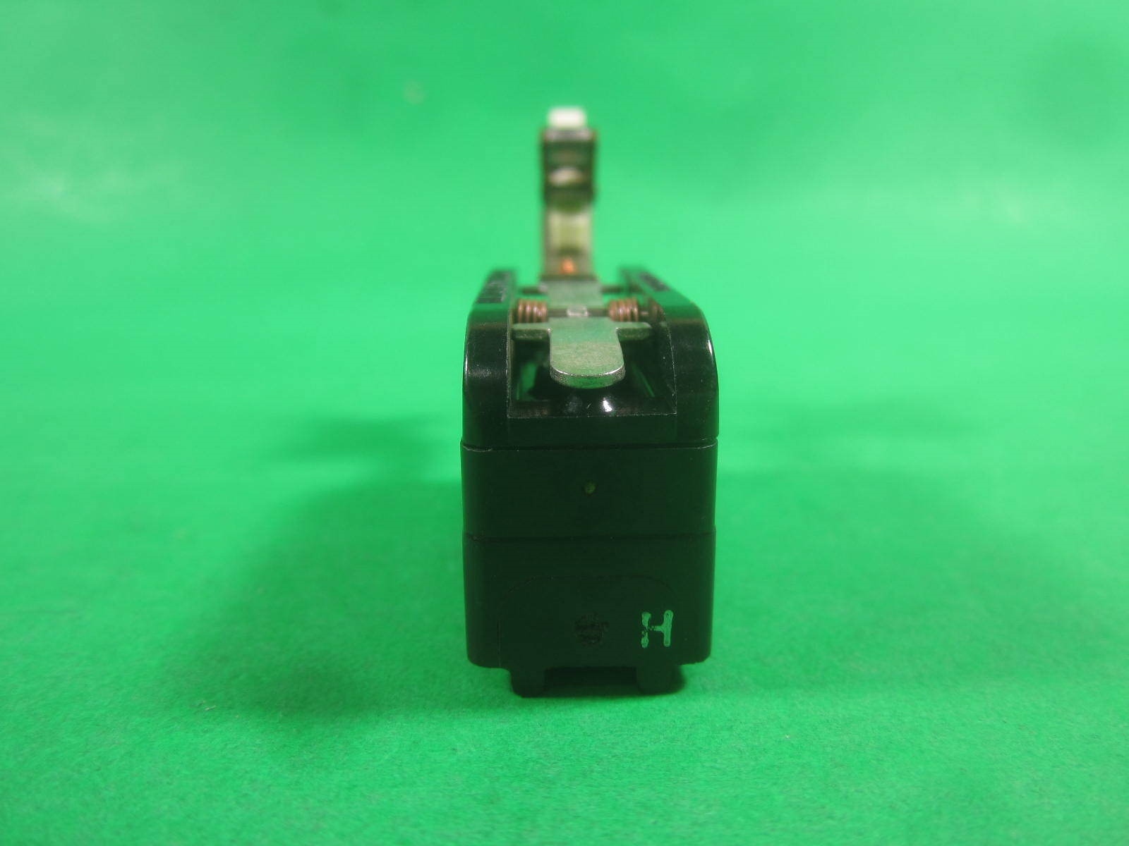 Micro Switch -- YZ-RM1 -- (Lot of 2) New