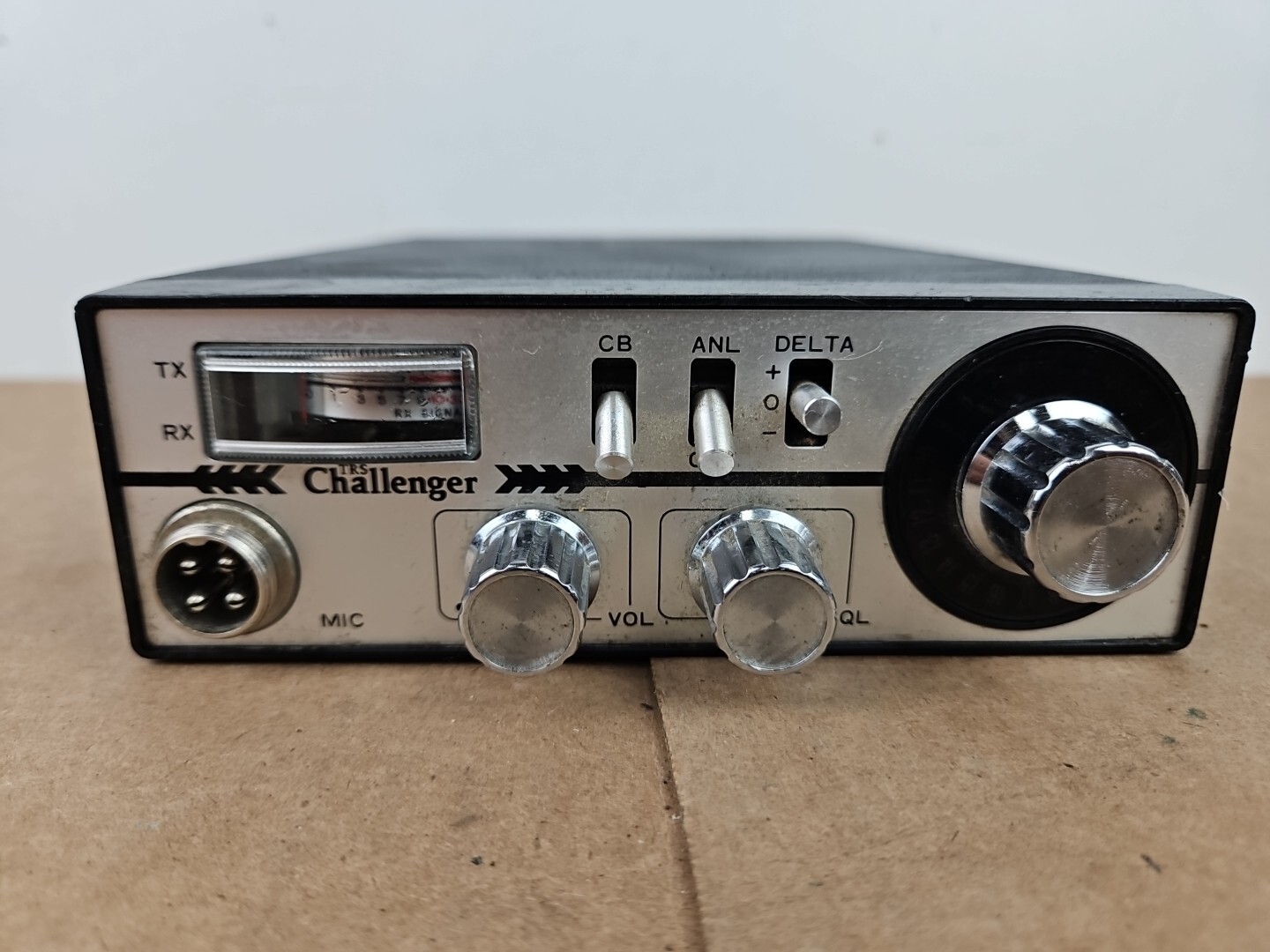 TRS Challenger Model CB Radio Mobile Transceiver Made in Japan *Untested