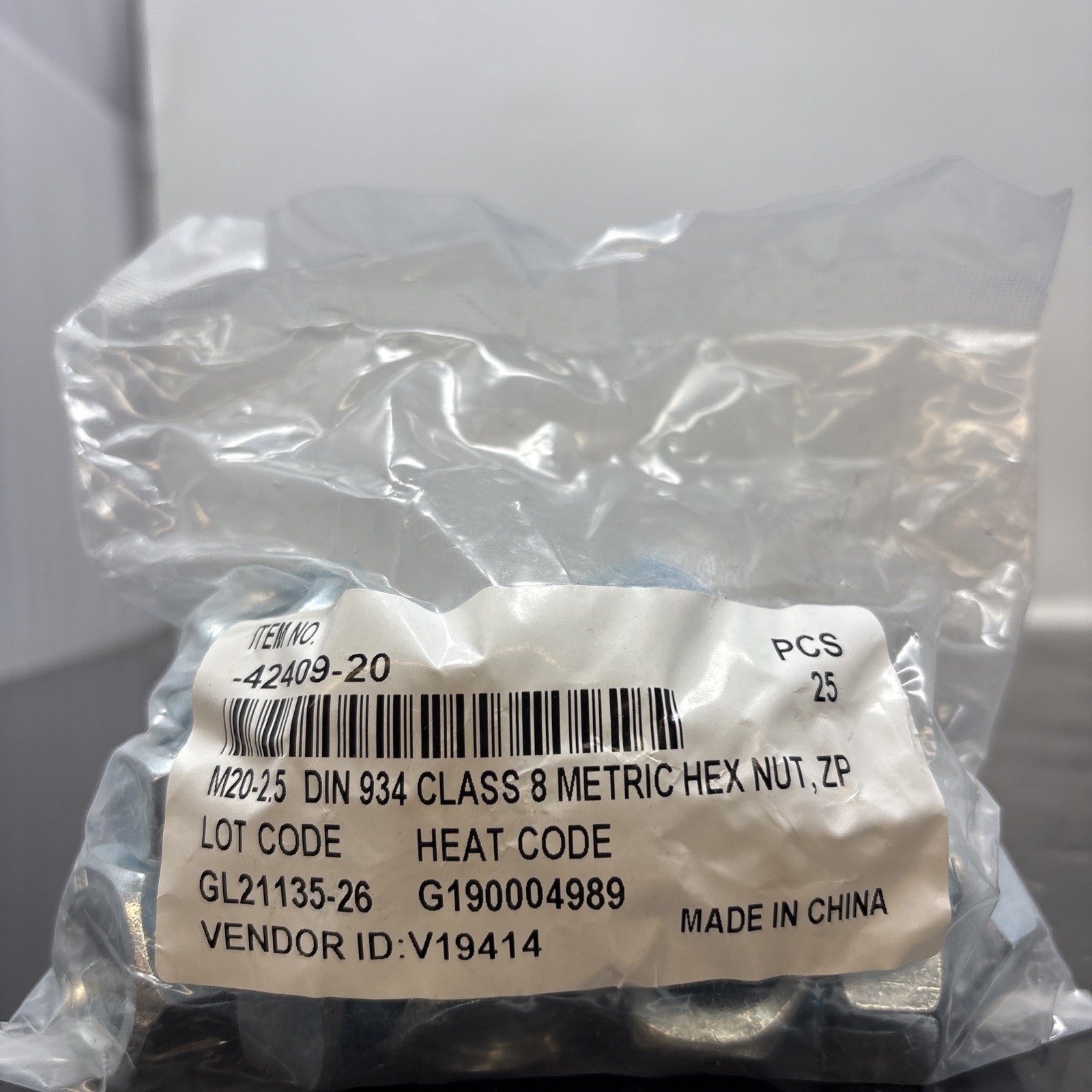 M20-2.5 DIN 934 class 8 metric hex nut ZP qty 25
