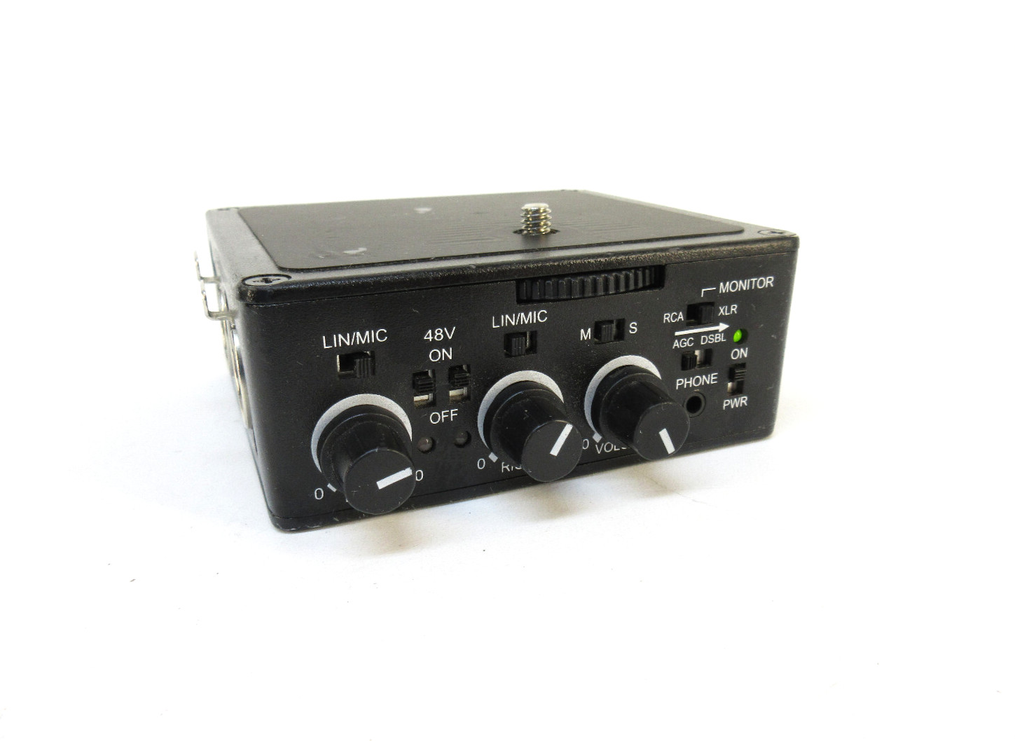 Beachtek DXA-SLR audio preamp/adaptor XLR inputs 3.5mm line in/out