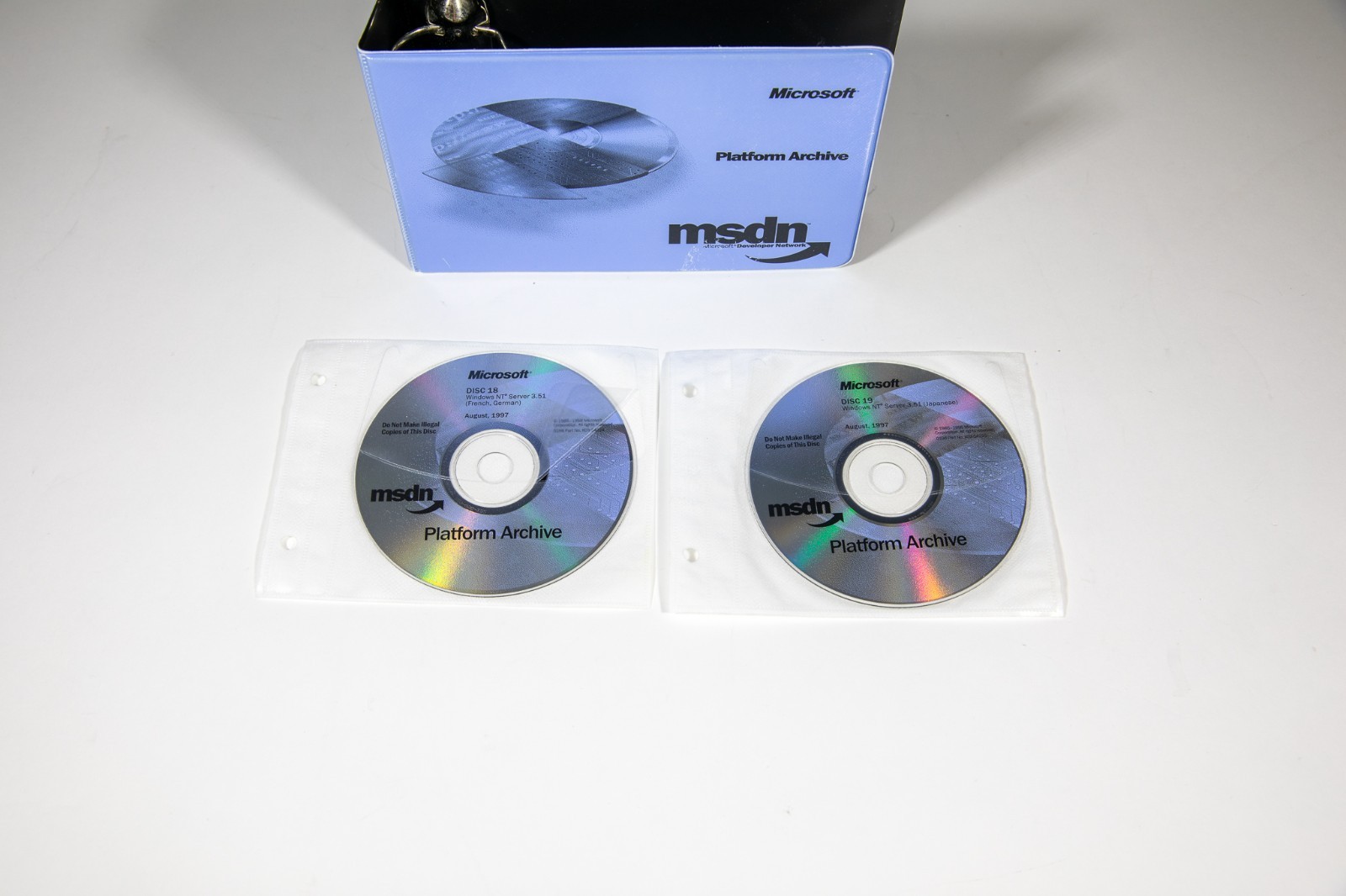 MSDN Microsoft Developer Network Network Platform Archive: 1996-1998 | 20 CDs