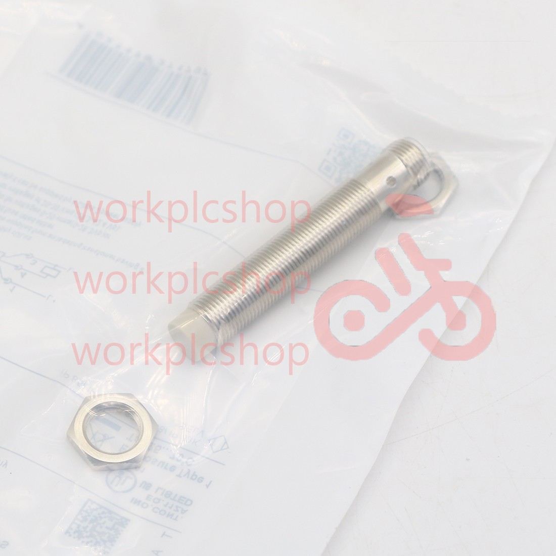1Pc IFM IFT217 Inductive Sensor Threaded Type 10...30 DC PNP New