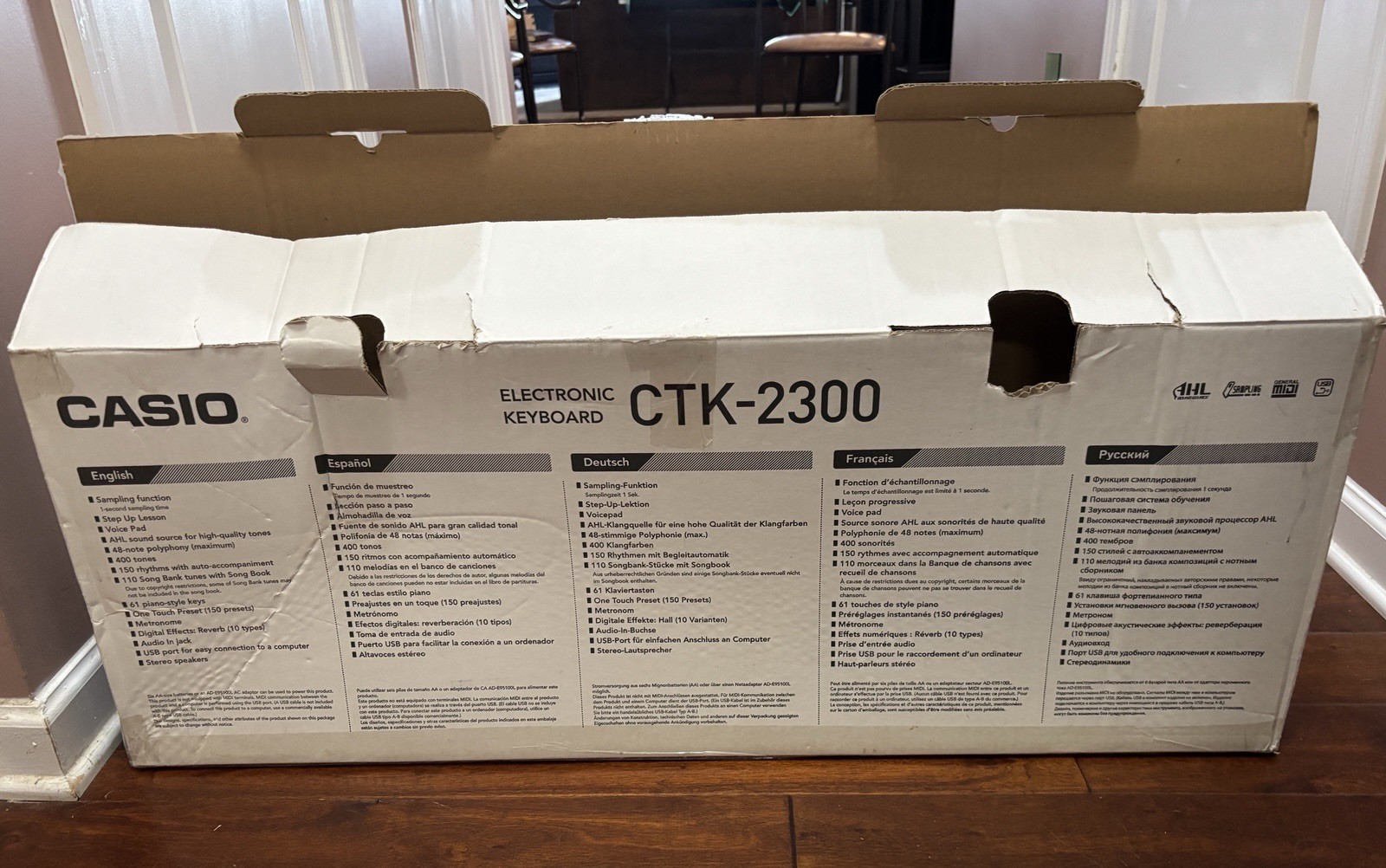 Casio CTK-2300 Keyboard COMPLETE with stand, power cord, user manual, box
