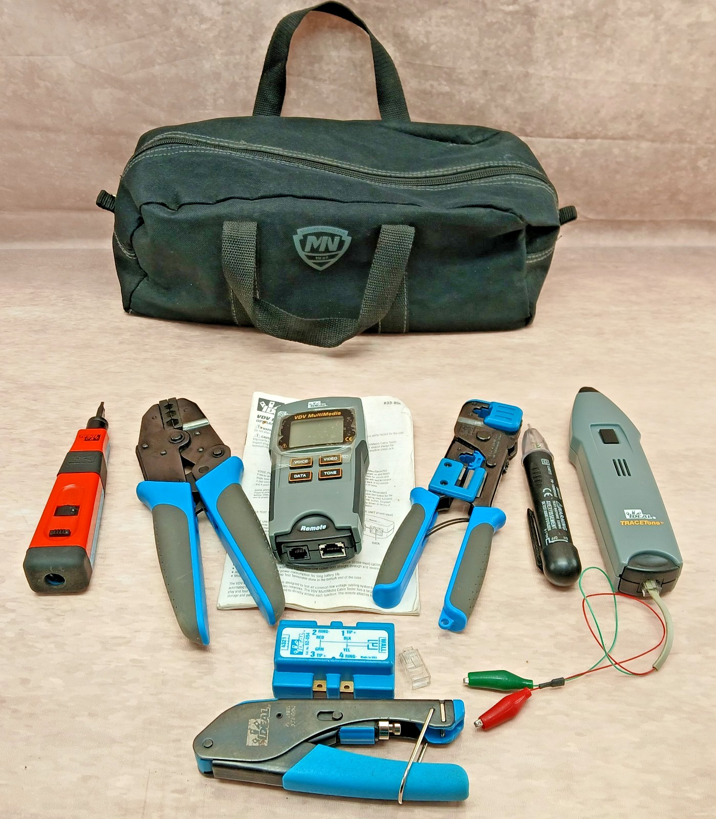 IDEAL VDV Multimedia Cable Tester Kit w/ Accessories & Bag