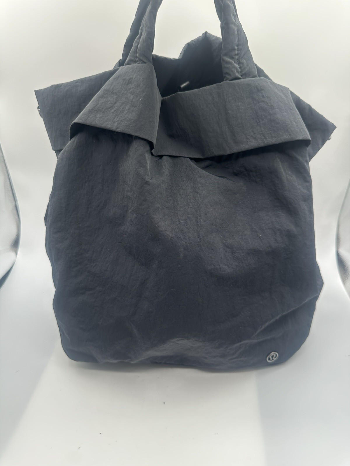 Lululemon On My Level black Nylon bag