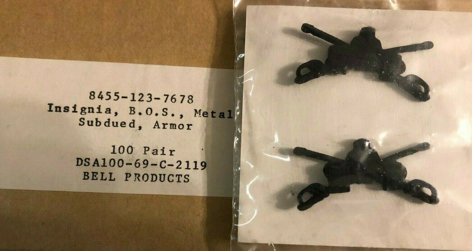 ARMOR, METAL SUBDUED-COLLAR -VIETNAM WAR-1Pair GI ISSUE-INSIGNIA-NEW -SEE STORE