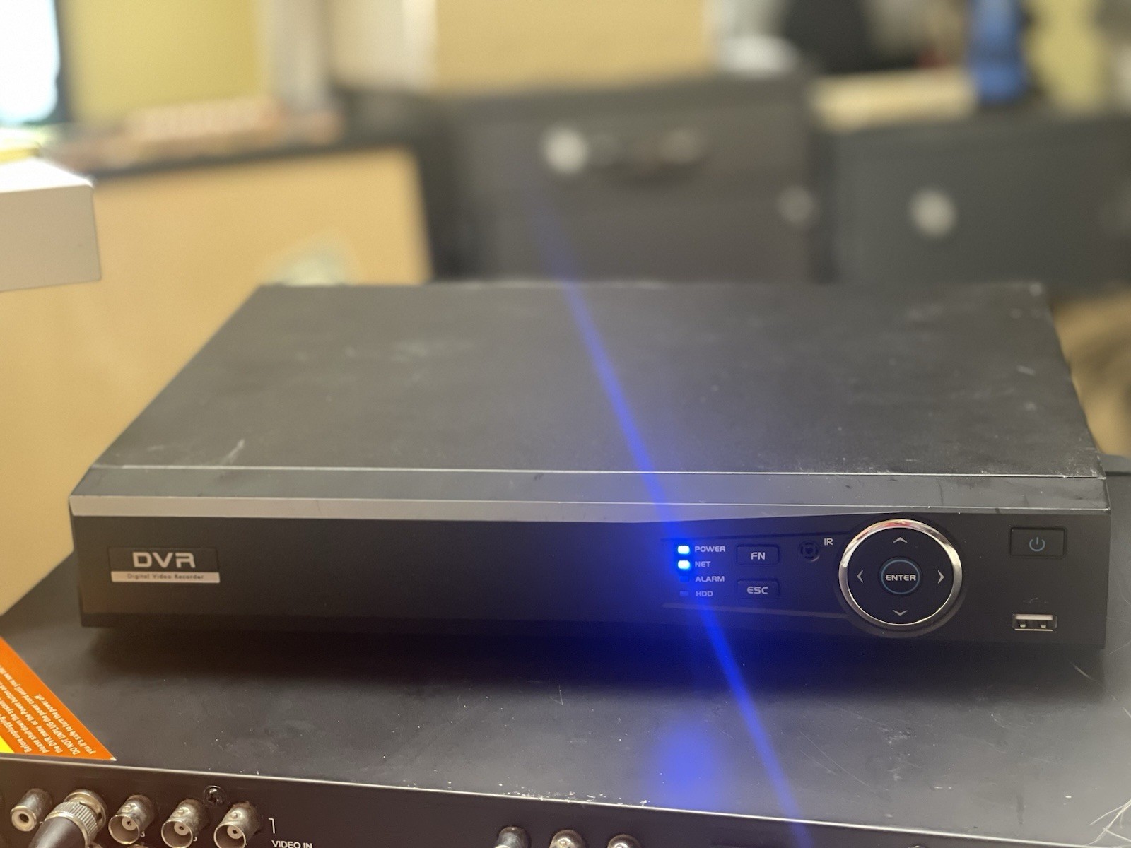 EMDT EYEMX-X08 8-Channel CCTV DVR w/ 2TB Seagate SkyHawk HDD HDMI VGA