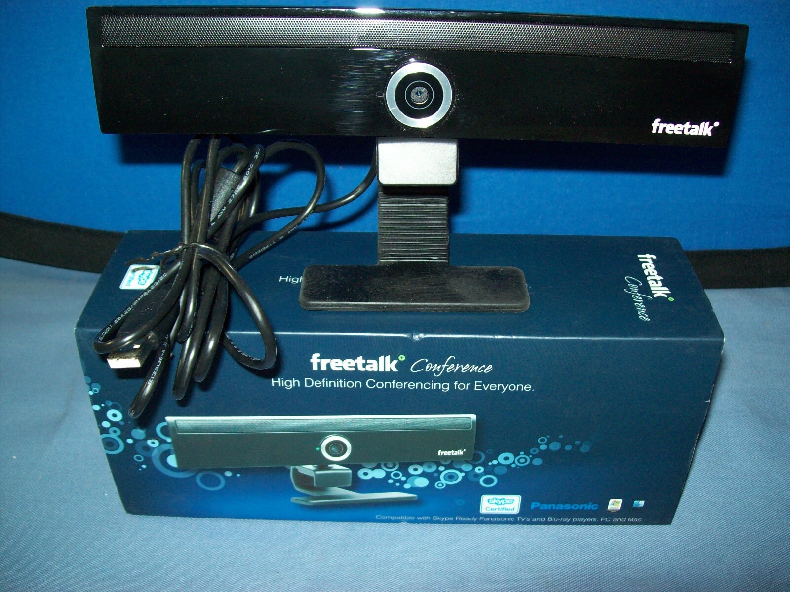 HD 720P Conference Web Camera w/ 4 microphones w/ adjustable stand for PC/Mac