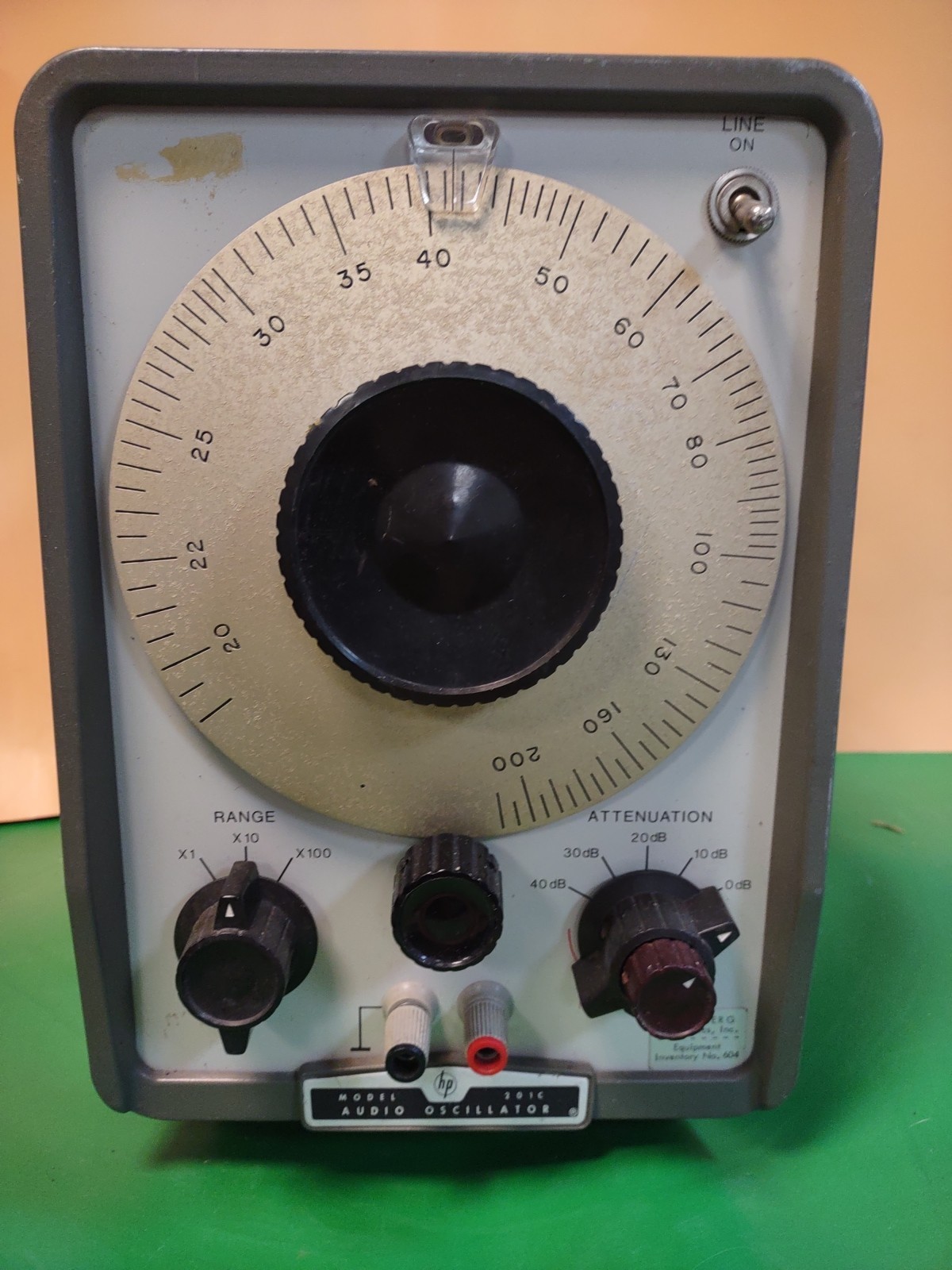 HP Model 200 Audio Oscillator Untested