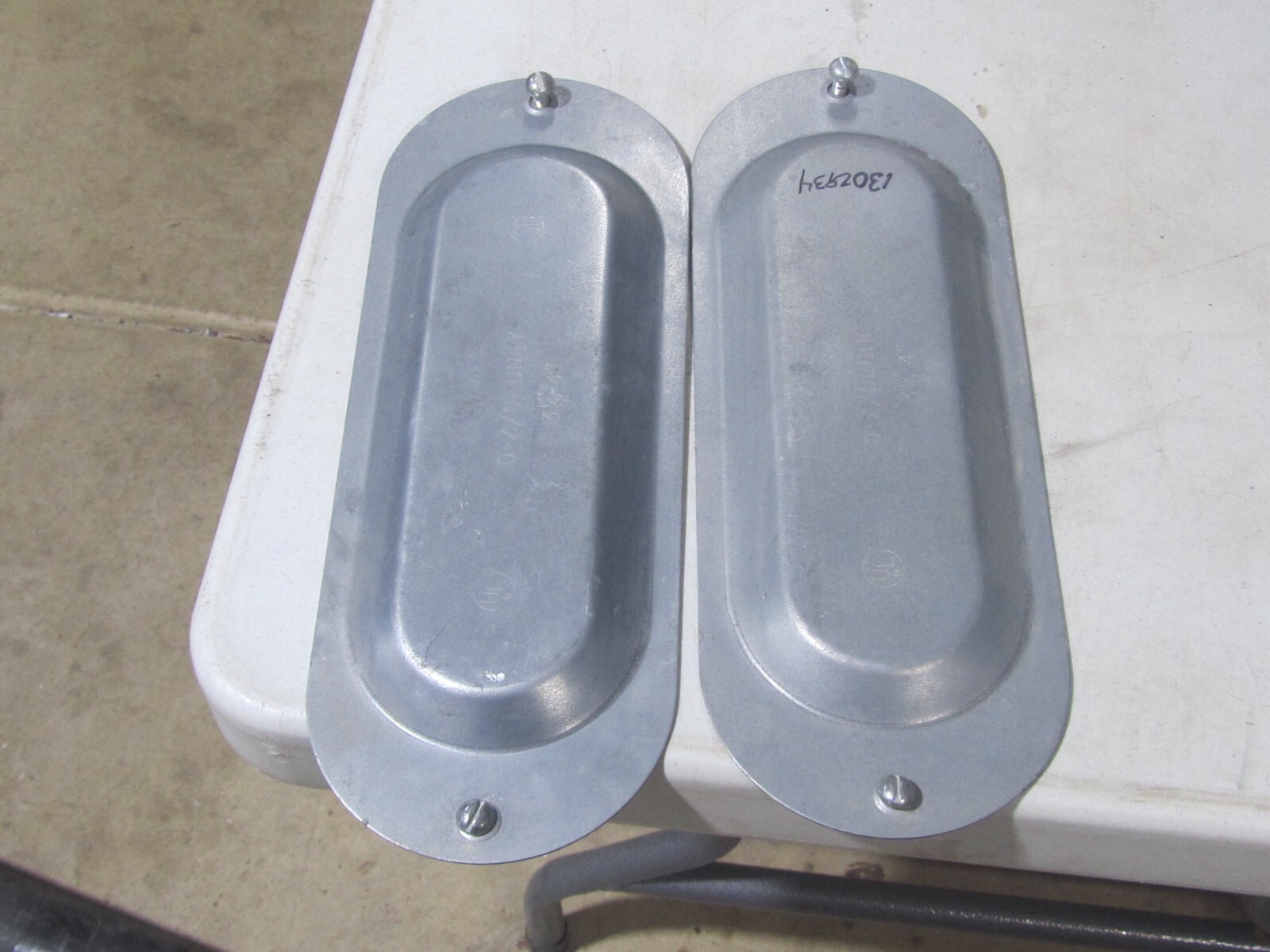 O/Z Gedney BS350S Domed Top 3-1/2" 4" Conduit Body Cover LOT OF 2 COVERS