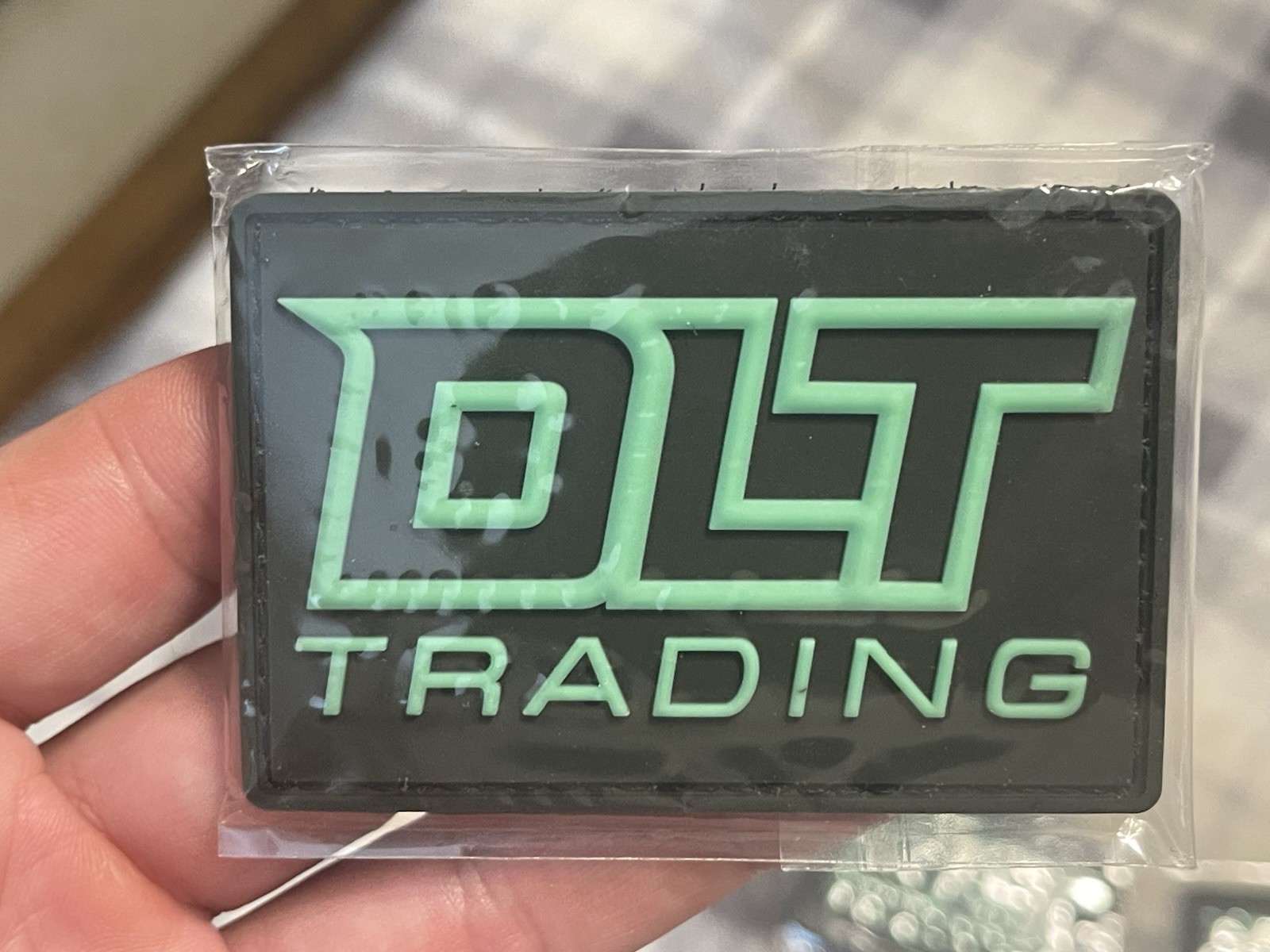 DLT Trading Knives Patch, PVC, Hook And Loop, Glow In The Dark