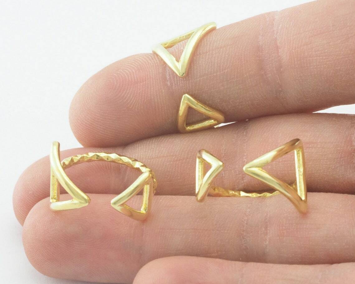 Hammered Triangle Frames Adjustable Ring Raw Brass (5US - 8US inner size) 4352