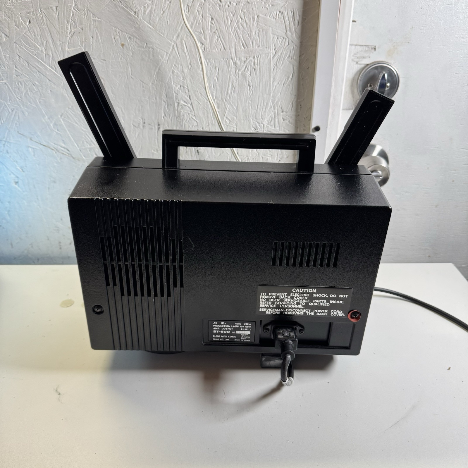 Elmo ST-600 8mm Sound Projector Untested
