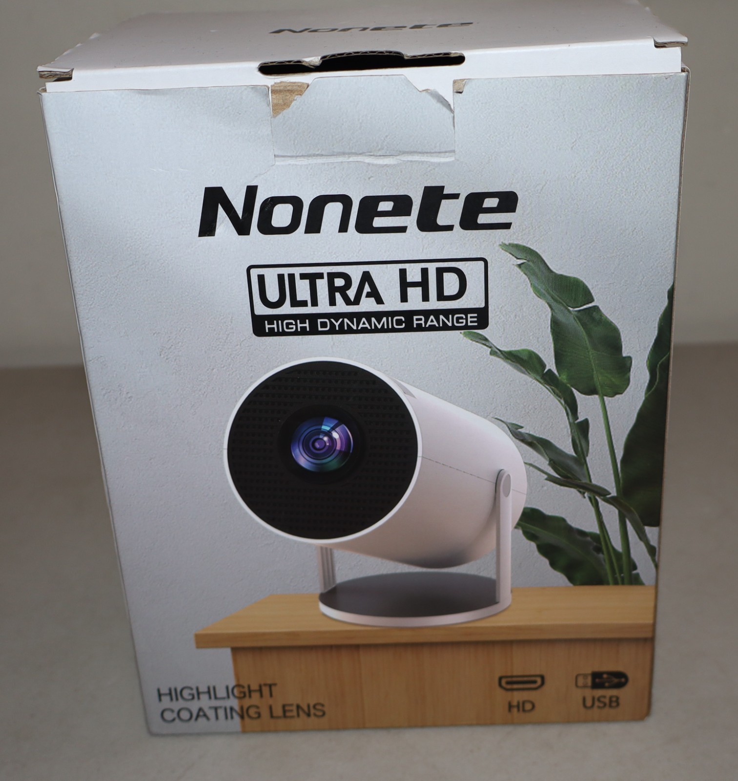 Nonete Mini Projector- Ultra HD - High Dynamic Range - HDMI - USB