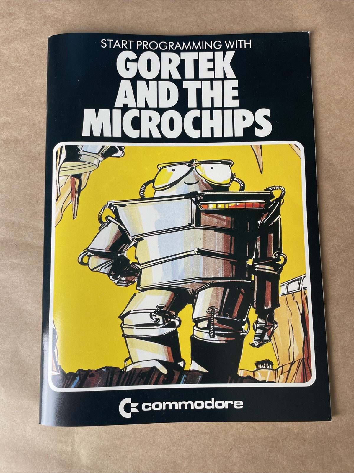 * Vintage Gortek And The Microchips (1982) Vic-20 Programming By Commodore. F