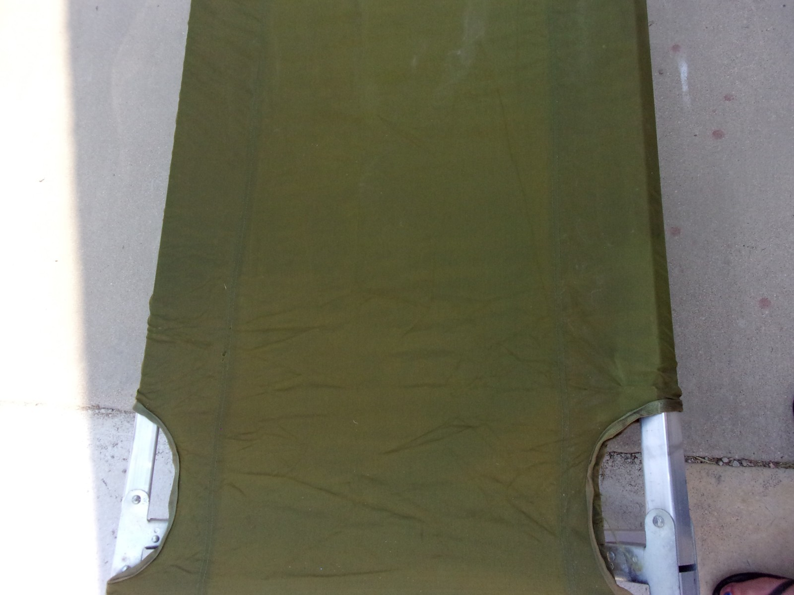 1983 USGI ARMY USMC USN USAF MILITARY SLEEPING FOLDABLE COT BED OD GREEN FOLDING