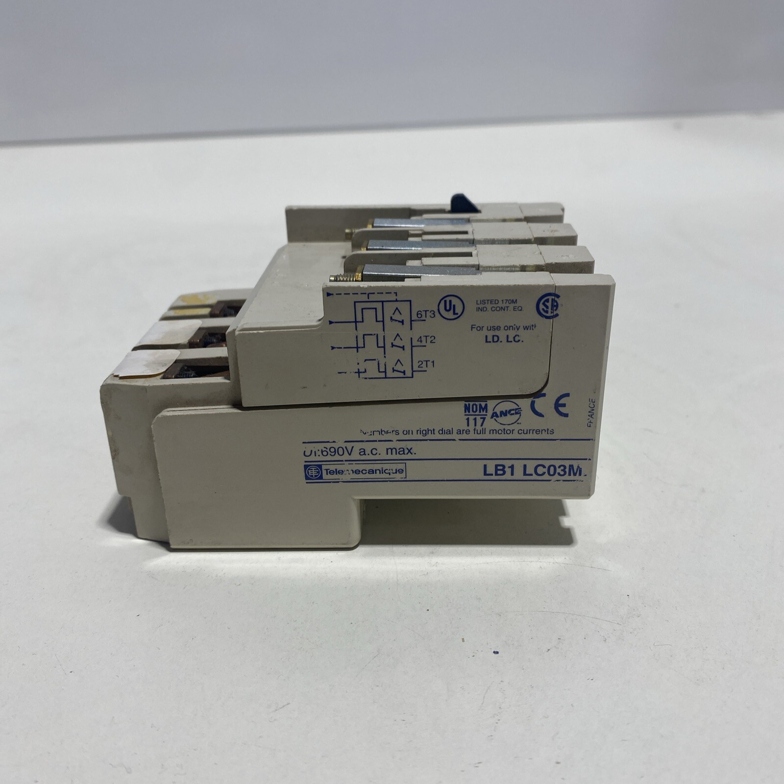 SCHNEIDER ELECTRIC LB1-LC03M17 / LB1LC03M17 (USED)
