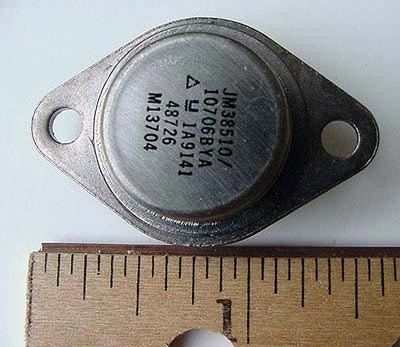 JM38510/10706BYA UNITRODE MILITARY VOLTAGE REGULATORS