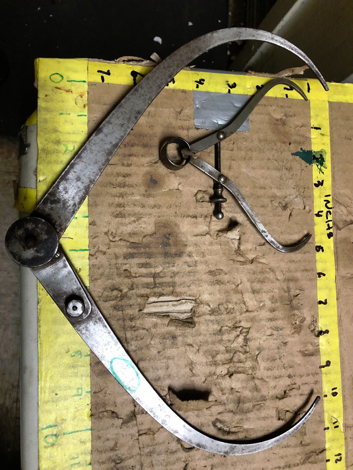 USED pair of STARRET exterior compass good conditions Large open 10" small 4.5"