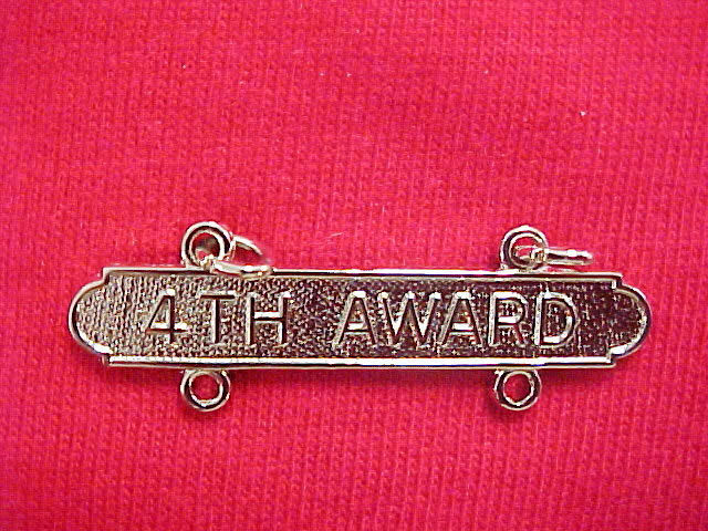 US Marine Corps - Rifle 4th Award - from Officers' Equipment Company