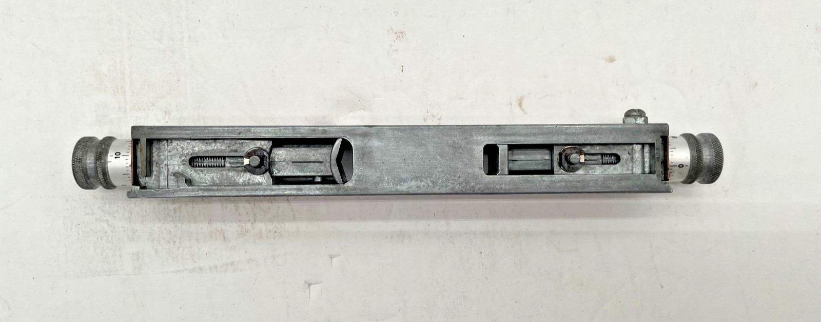 MEC Universal Charge Bar - Model D - Adjustable Charge Bar