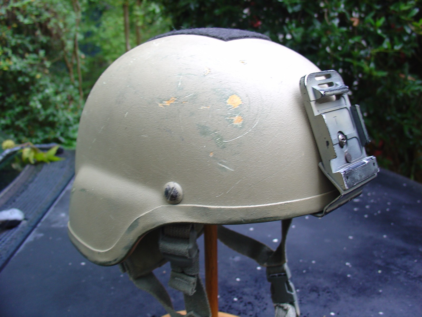 US Army MSA Medium '04 ACH Advanced Combat Helmet Tan Special Forces Named RL1