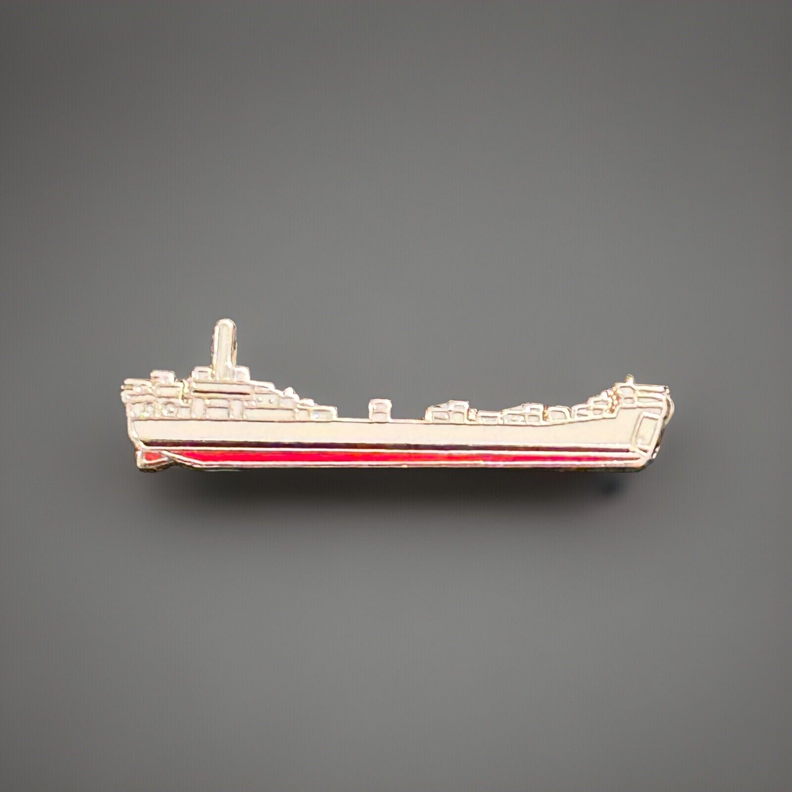 SMALL US NAVY SHIP PIN
