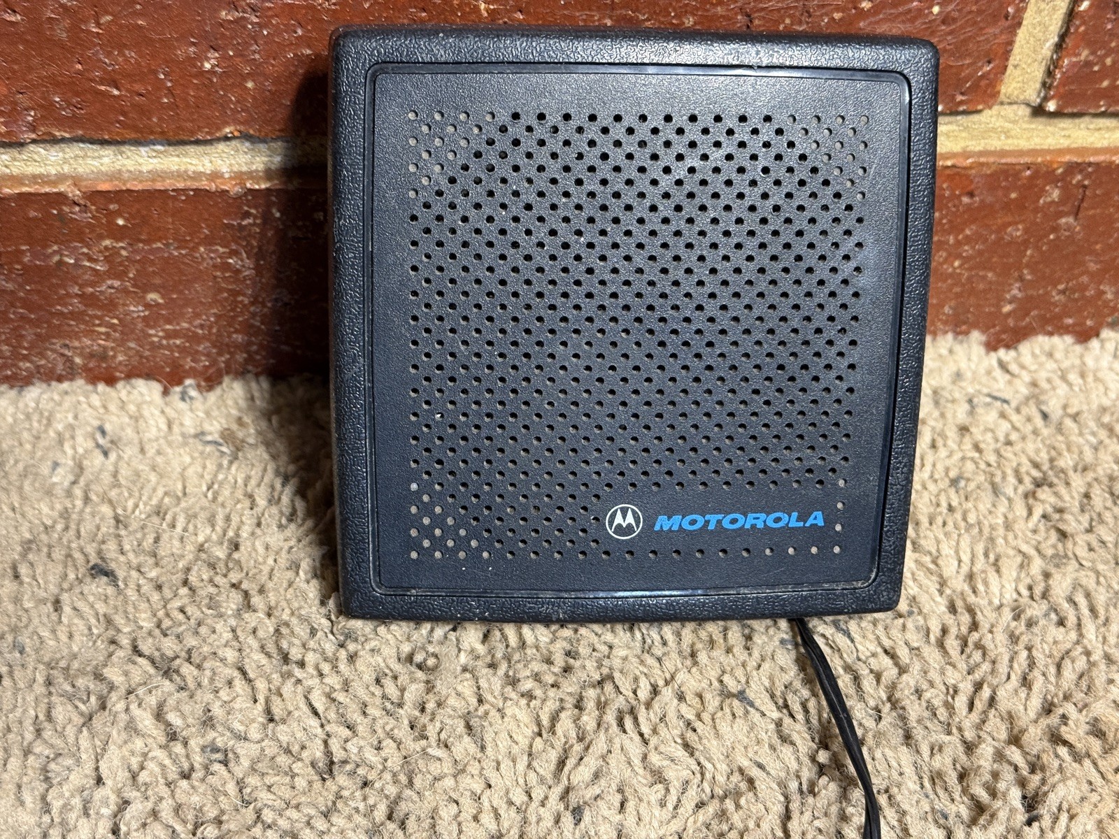 Motorola HSN9326A Wired External Speaker Radio two way two-way CB Black OEM