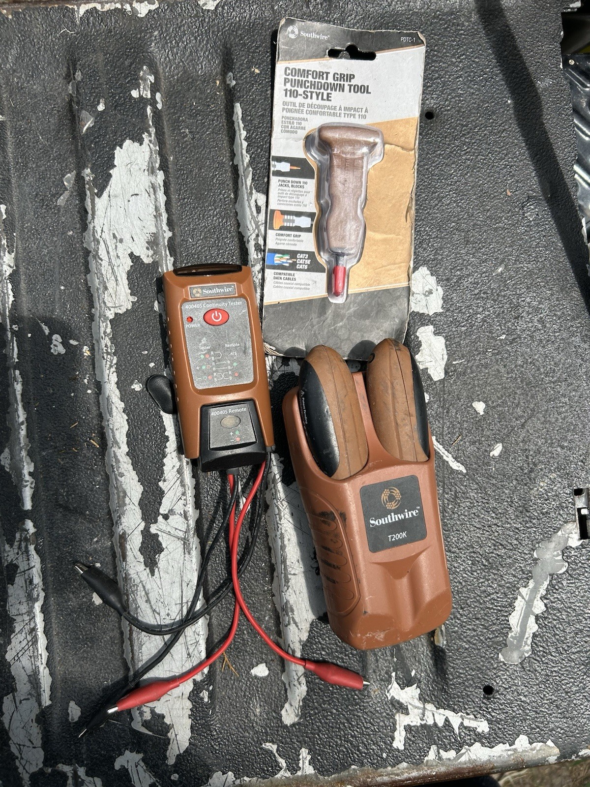 Southwire T200K Tone & Probe Kit w/ 40040S Continuity Tester & PDT01-1