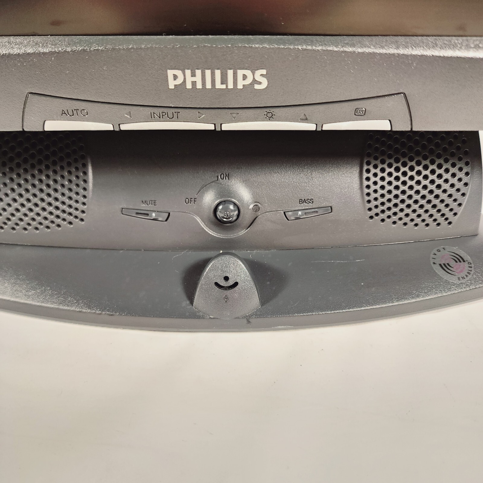 Excellent Philips 180P2G/74 18.1" Monitor W/ Rotating Stand Built-In Speakers