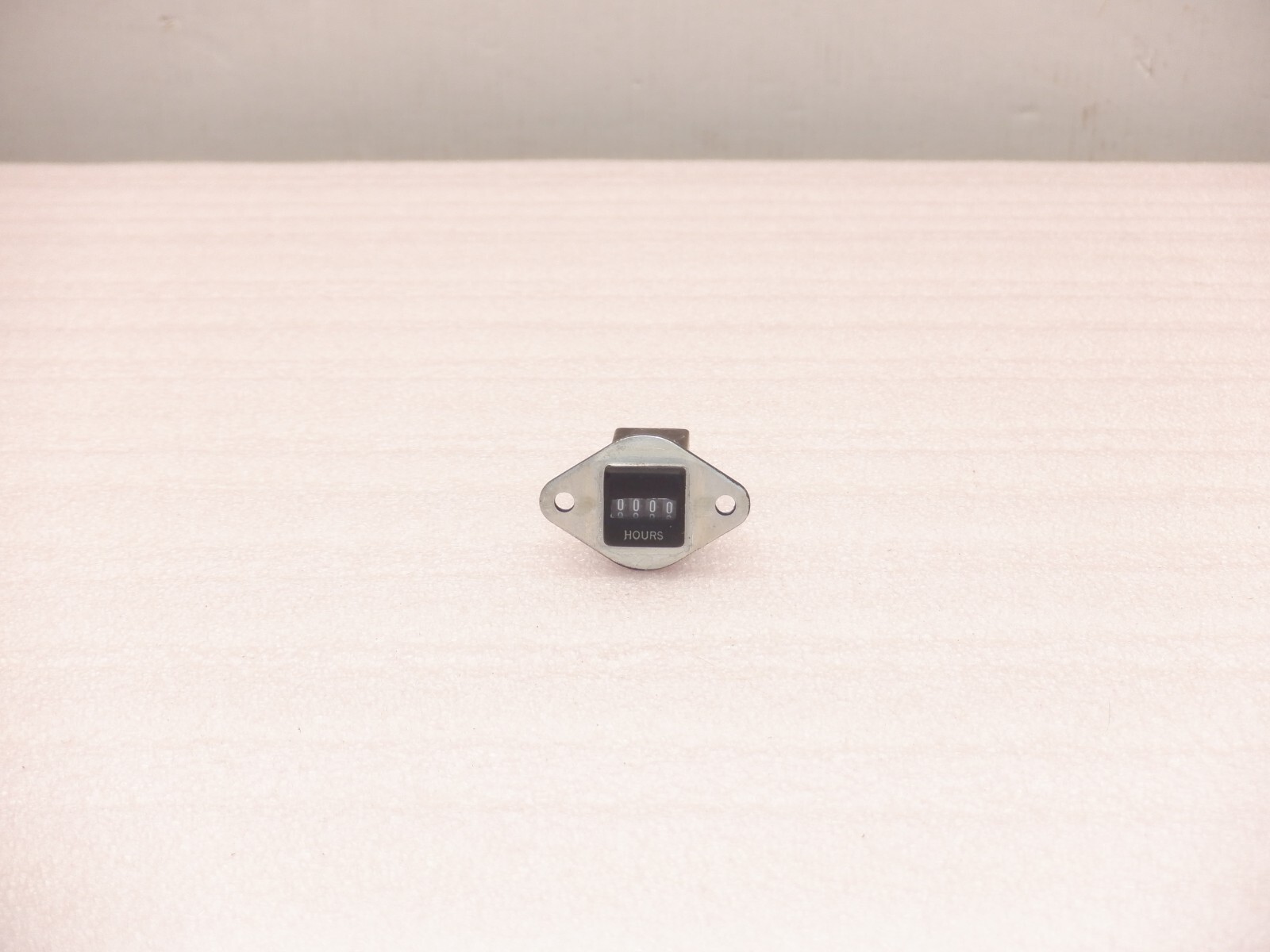 ELECTRO-DYNAMICS D16C8CE-16 SUBMINIATURE ELAPSED TIME INDICATOR