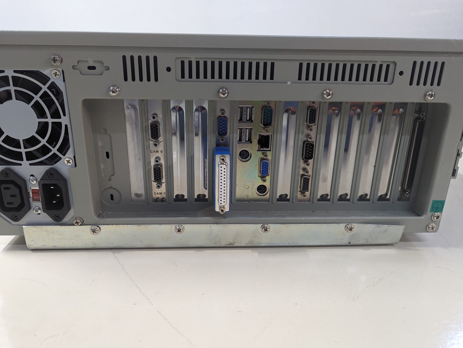 DEK Infinity PC Enclosure IPC-610BARE-E Advantech Industrial Computer 610