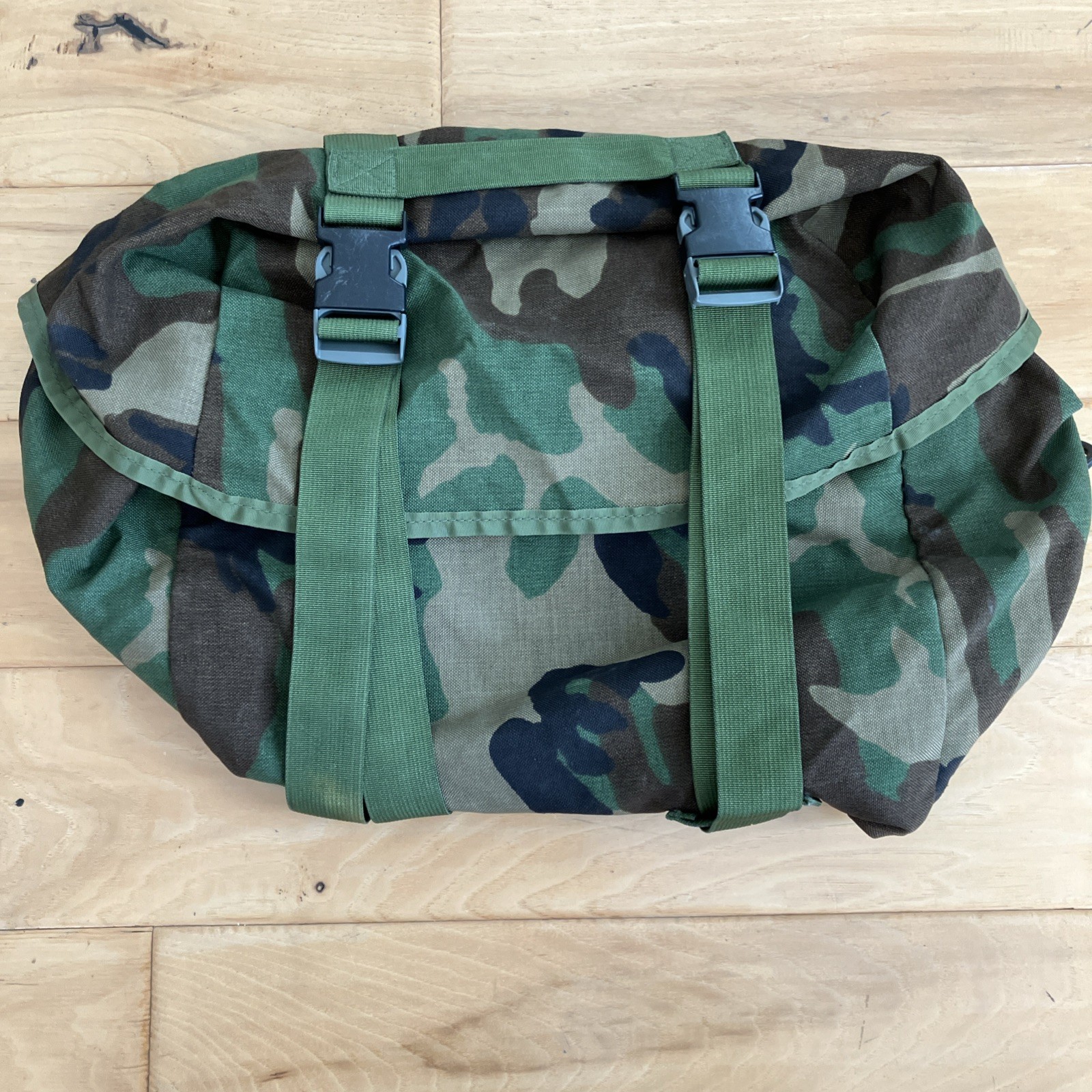 MOLLE II Woodland M81 Sleep System Carrier USGI MSS