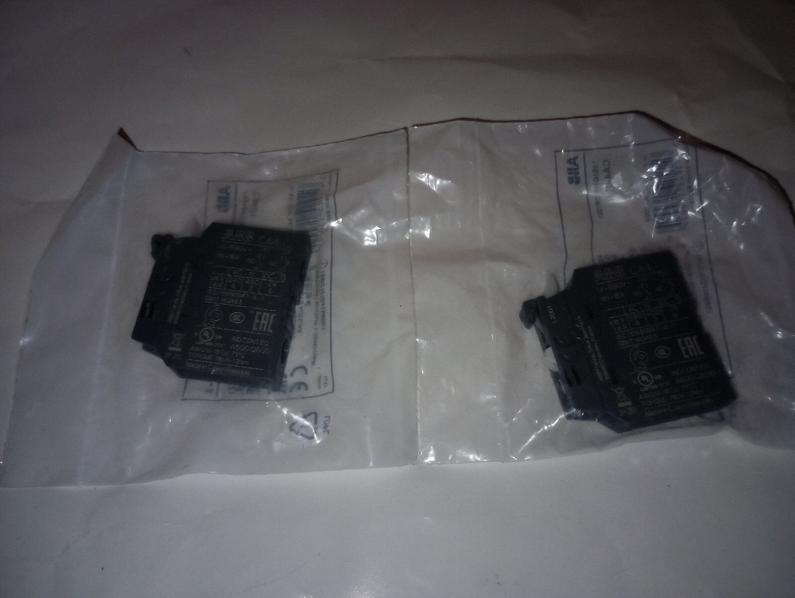 NEW LOT OF 2 GENUINE ABB CA4-01 AUXILIARY CONTACT BLOCK, 1NC
