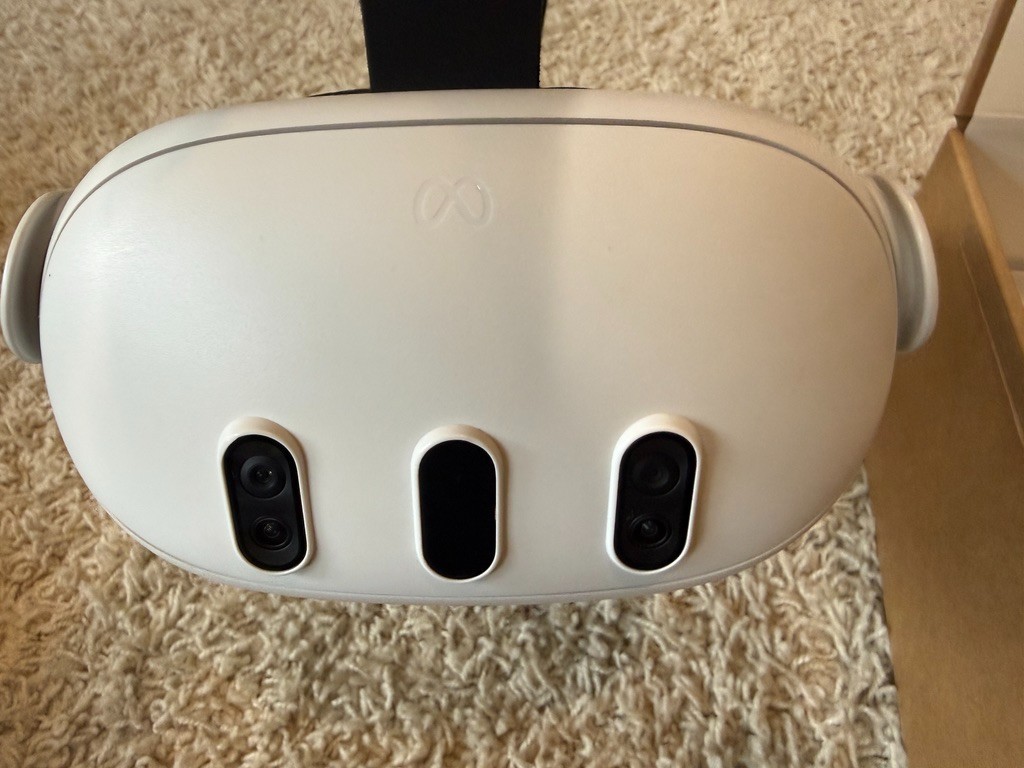 Meta Quest 3 128GB VR Headset & Premium Head Strap