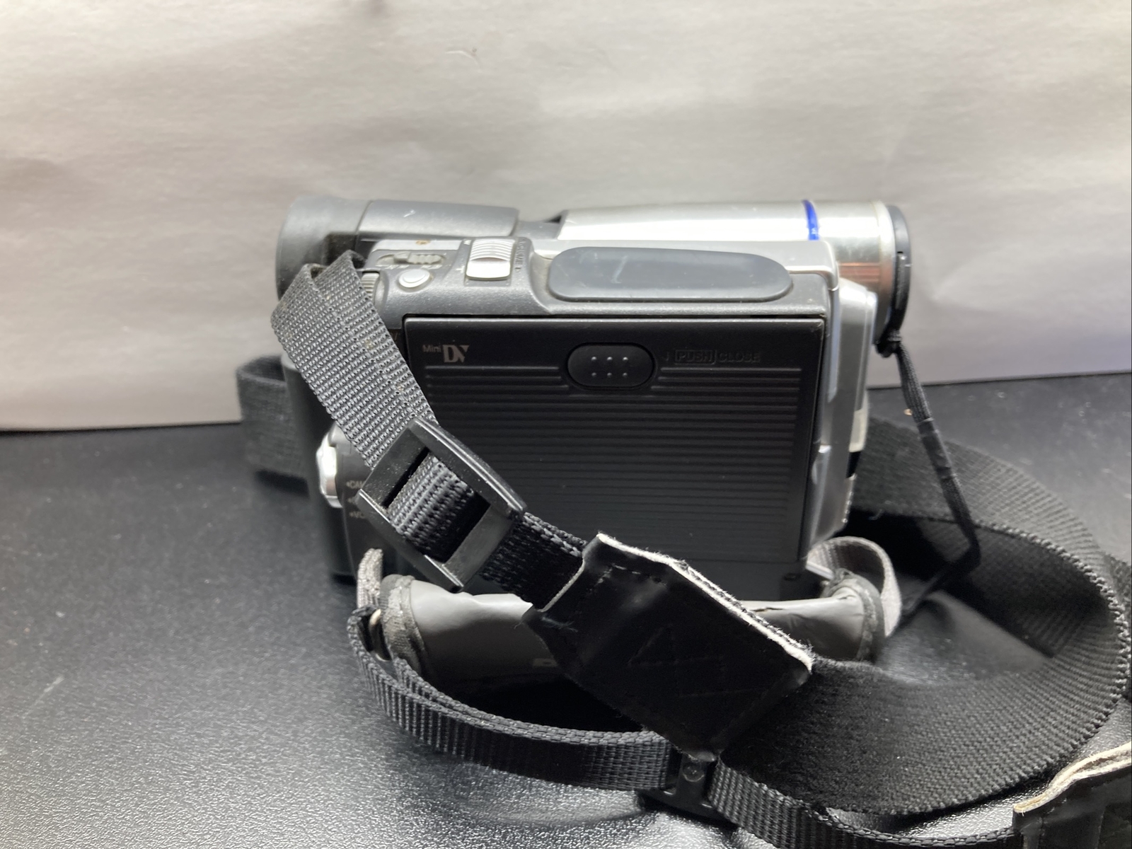 PARTS REPAIR Panasonic PV- DV1030 Recorder Camcorder Camera Silver Untested