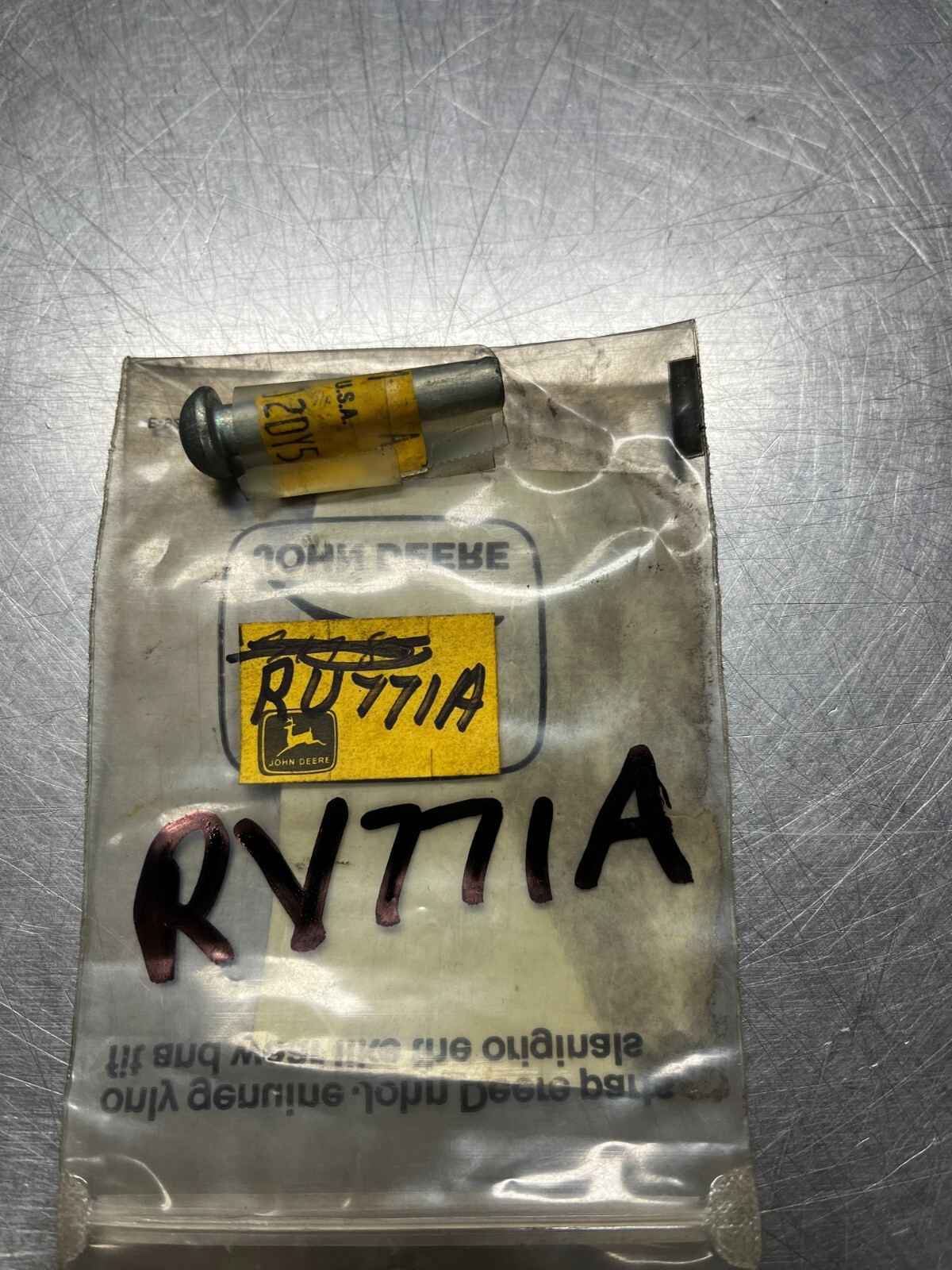 RV771A   GENUINE OEM  John Deere   PIN