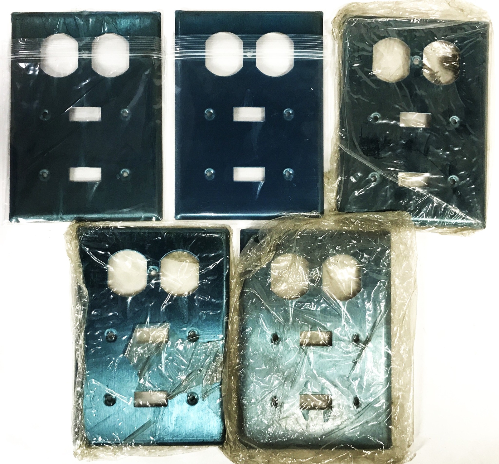 Leviton 3-gang 4-hole stainless steel wall plate 84021-40 [Lot of 5] NOS