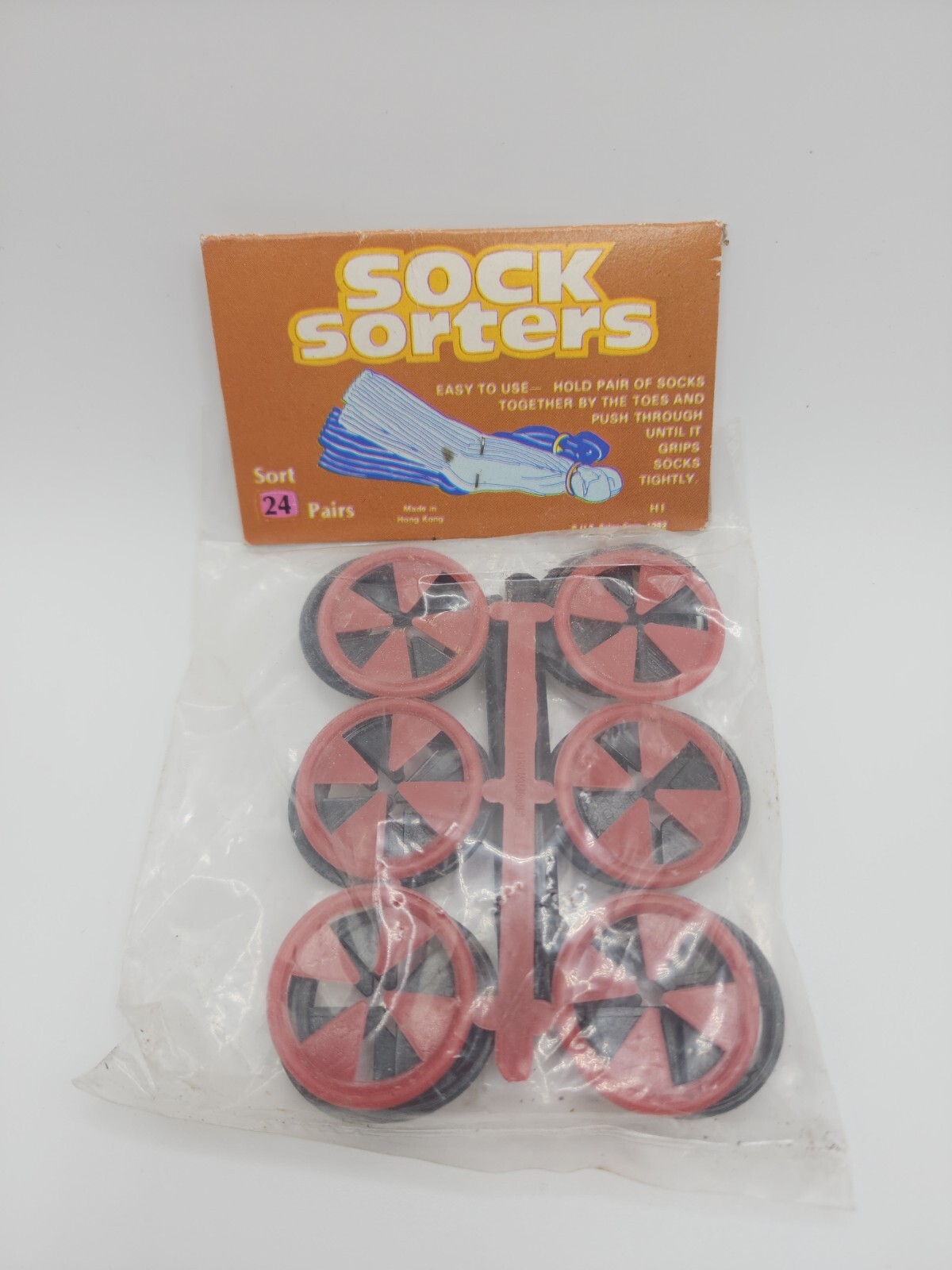 Vintage Sock Sorters Laundry Organizers Saver Rings Clips Hangers 24 Pack NOS